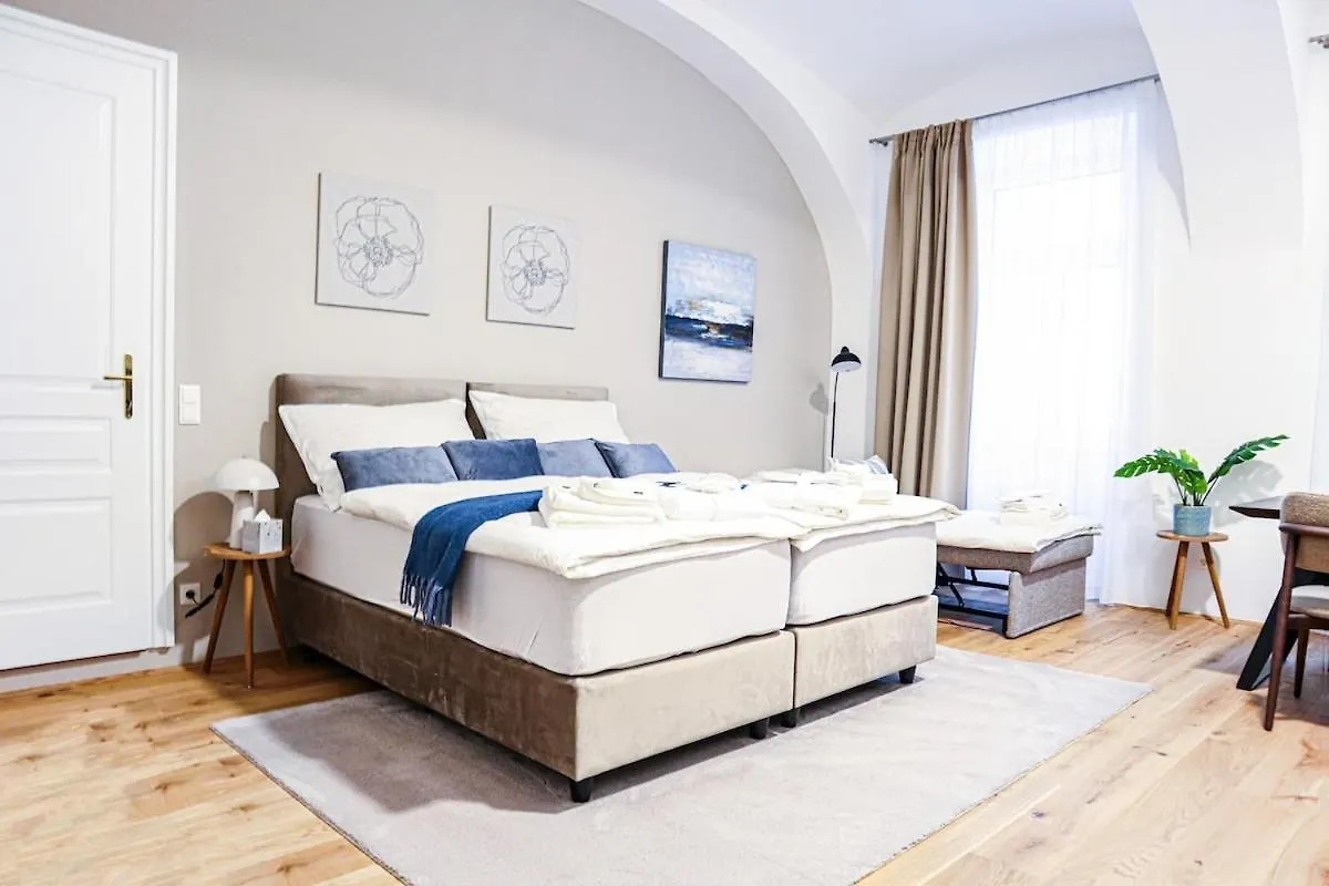 Apartment Deluxe Vienna Austria