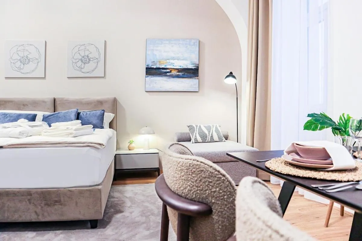 Apartment Deluxe Vienna 0*,  Austria